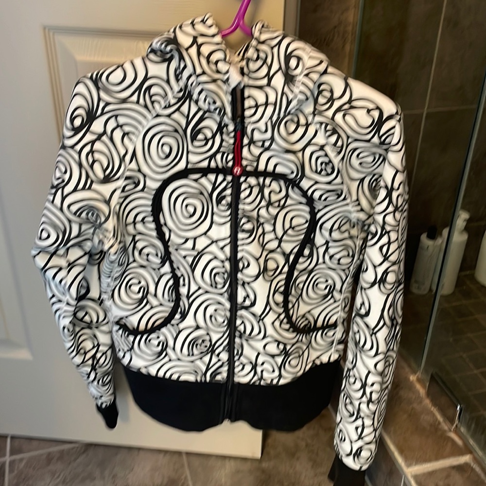 Lululemon Sweater